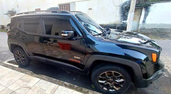 JEEP RENEGADE 2.0 16V TURBO DIESEL 75 ANOS 4P 4X4 AUTOMÁTICO